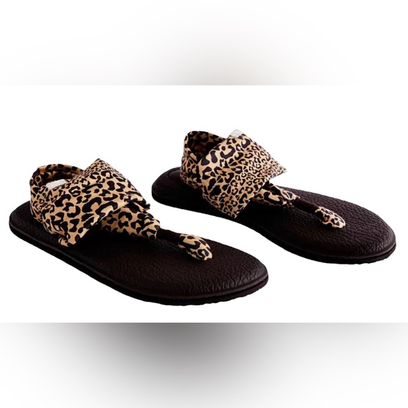 Sanuk Ladies Yoga Sling 2 Flip SIZE 6 NEW CHEETH PRINT - Picture 4 of 4